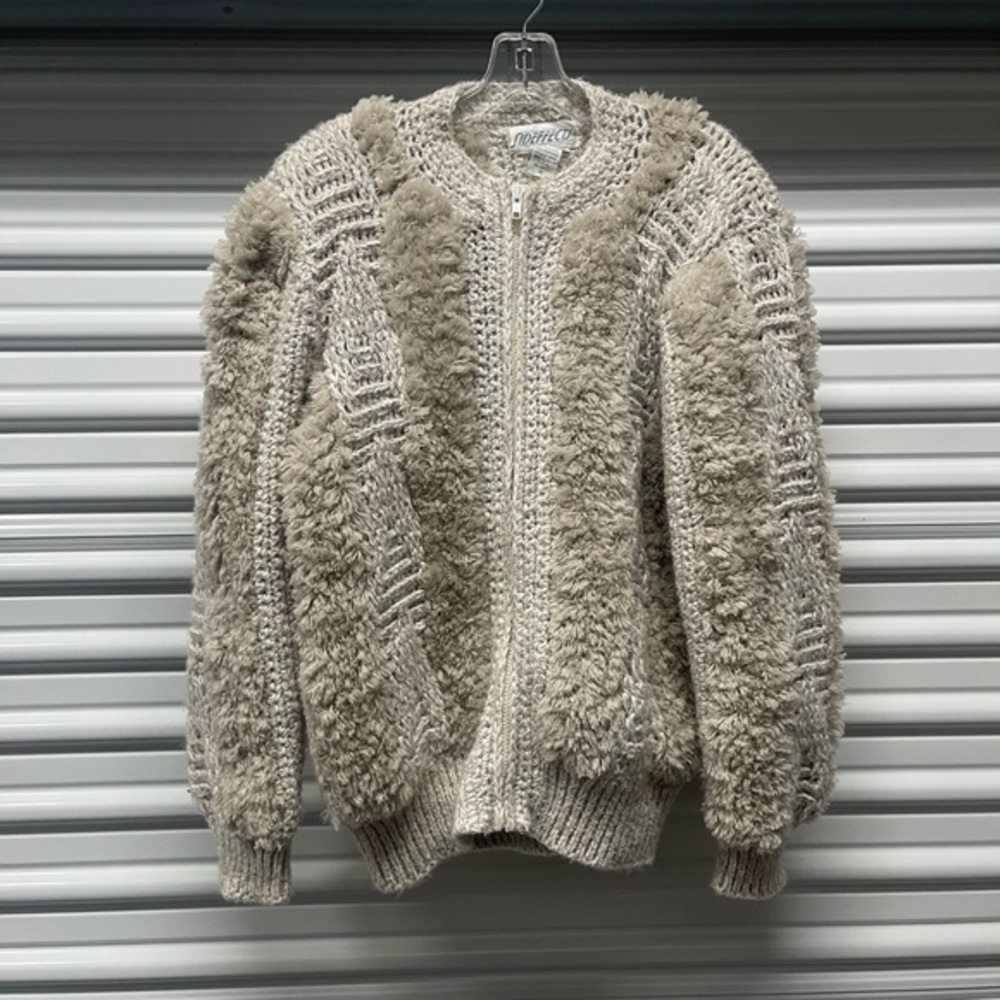 Vintage Sideffects‎ Sandy Brown/Cream Fuzzy Knit Sweater.